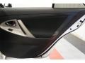 Super White - Camry SE Photo No. 14