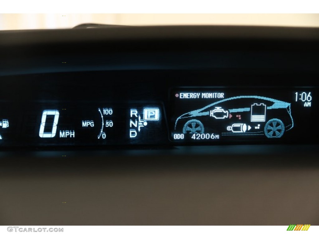 2010 Prius Hybrid IV - Blizzard White Pearl / Bisque photo #10