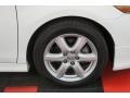 Super White - Camry SE Photo No. 42