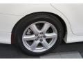 Super White - Camry SE Photo No. 49