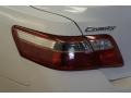 Super White - Camry SE Photo No. 52
