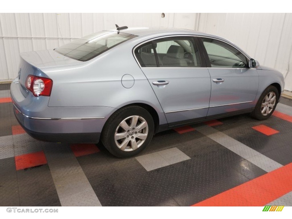 2006 Passat 2.0T Sedan - Arctic Blue Silver / Classic Grey photo #6