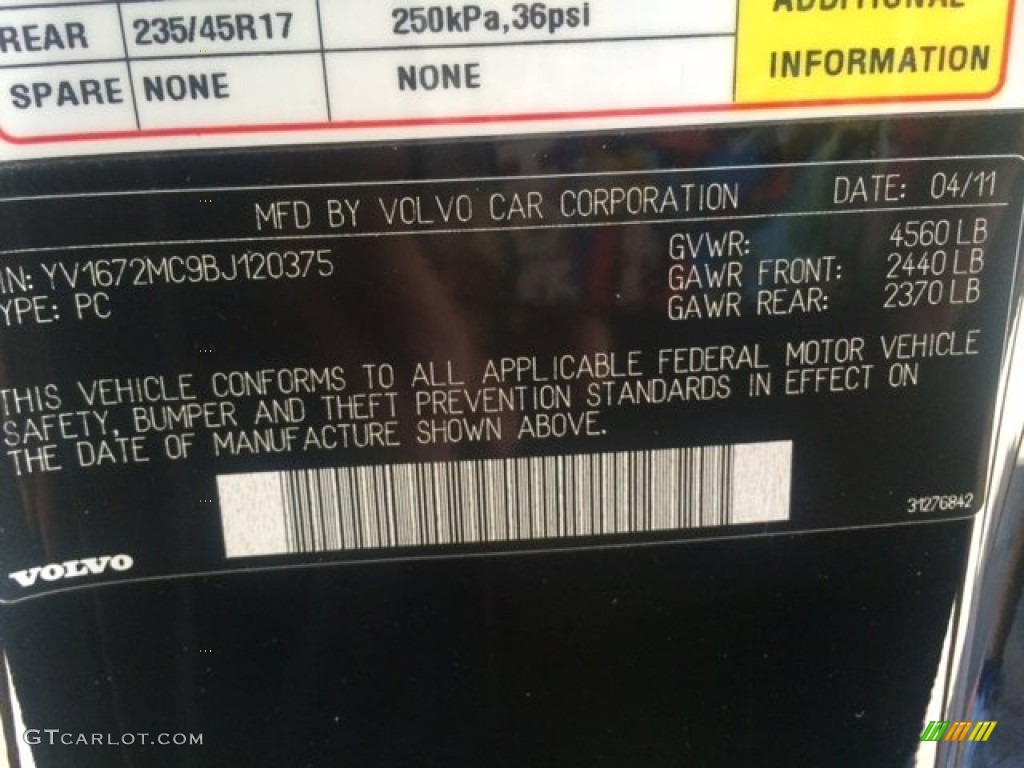 2011 C70 T5 - Black / Cranberry Leather/Off Black photo #14