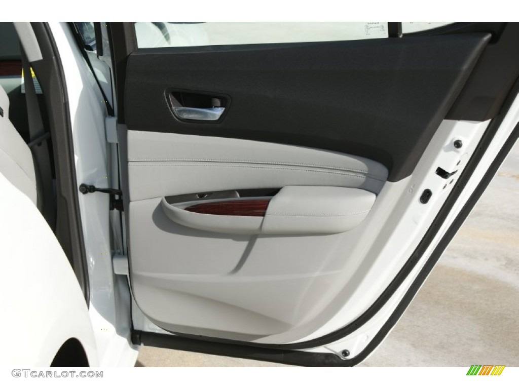 2015 TLX 2.4 - Bellanova White Pearl / Graystone photo #17