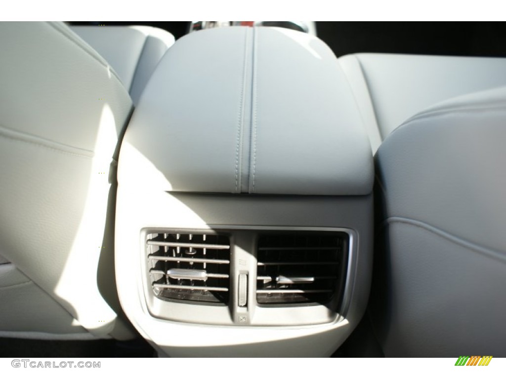 2015 TLX 2.4 - Bellanova White Pearl / Graystone photo #26