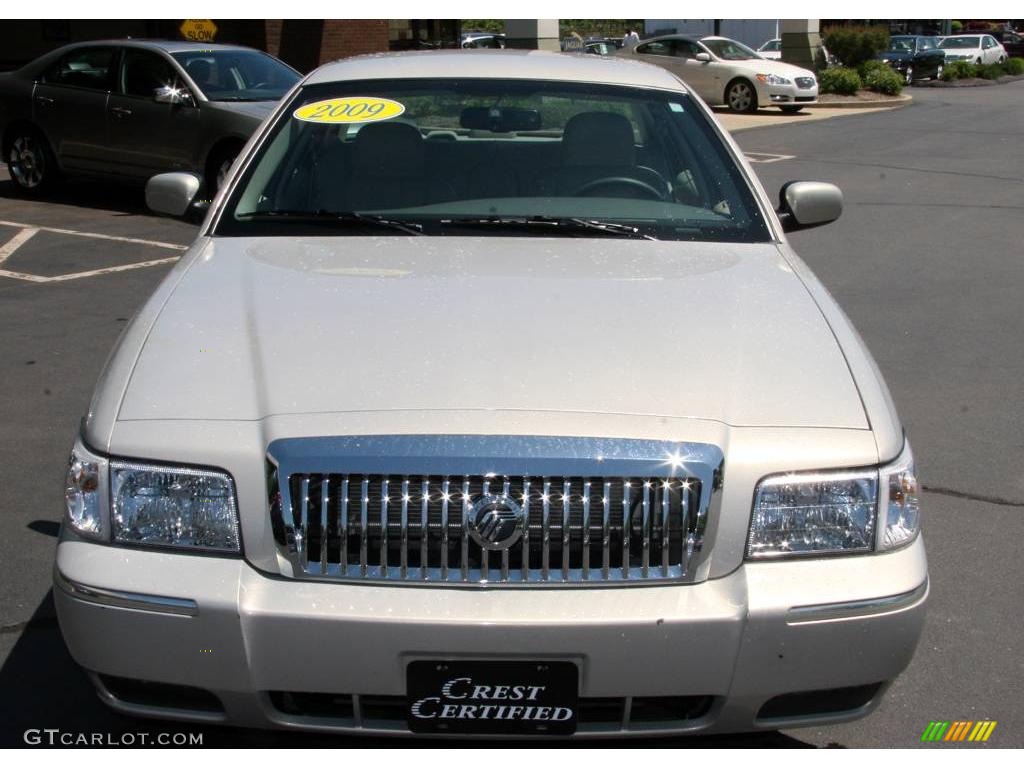 2009 Grand Marquis LS - Smokestone Metallic / Medium Light Stone photo #2