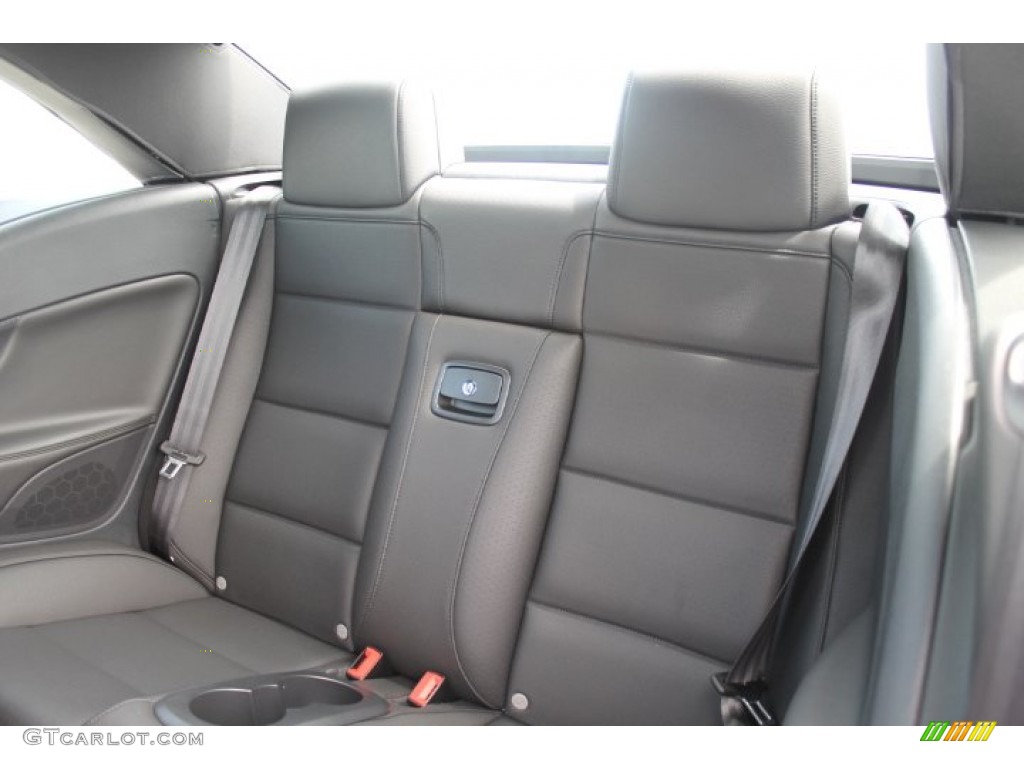2015 Volkswagen Eos Komfort Rear Seat Photos