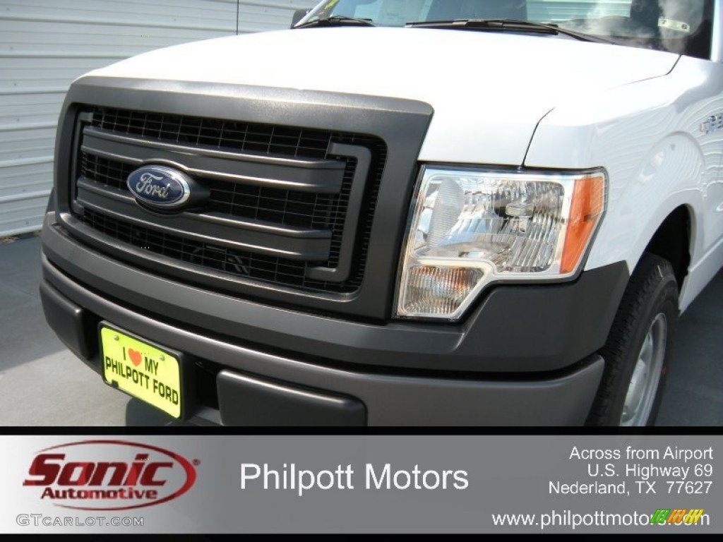 2014 F150 XL Regular Cab - Oxford White / Steel Grey photo #11