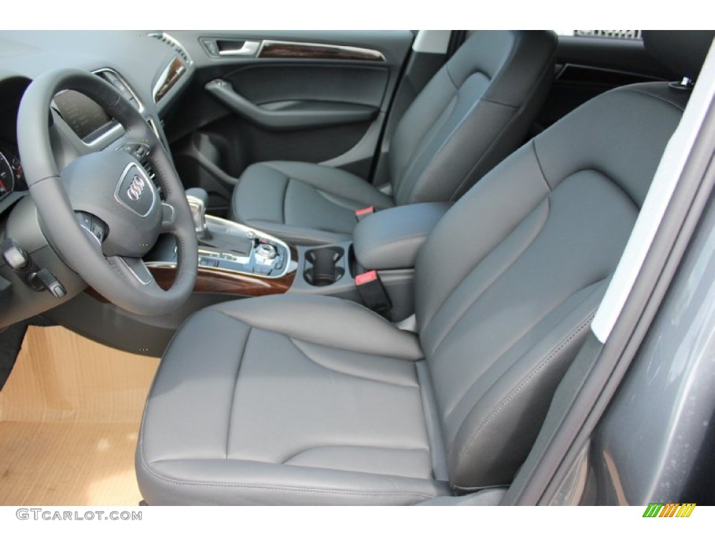2015 Audi Q5 2.0 TFSI Premium quattro Front Seat Photos
