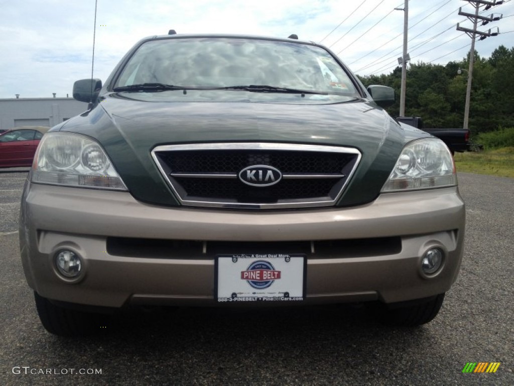 2005 Sorento EX 4WD - Ivy Green Metallic / Beige photo #2