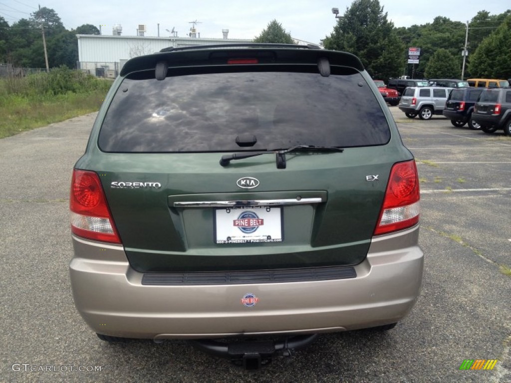 2005 Sorento EX 4WD - Ivy Green Metallic / Beige photo #8
