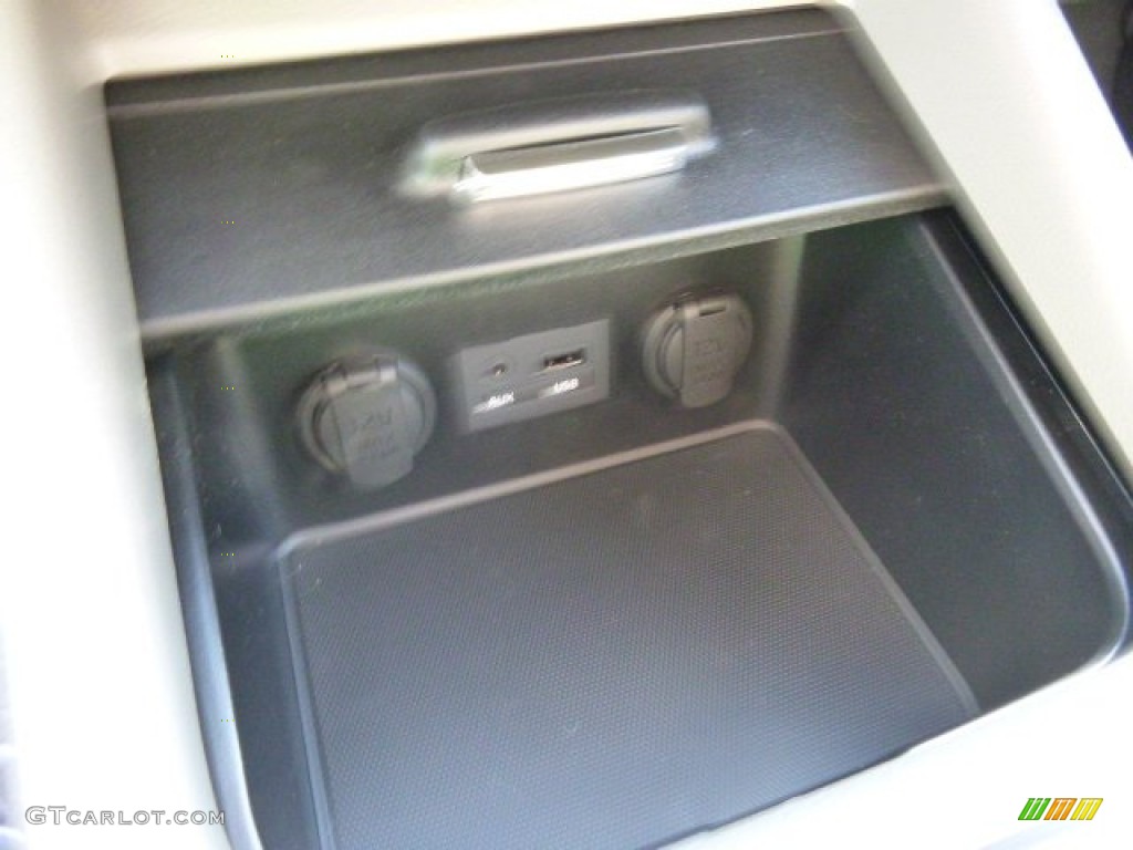 2015 Forte LX - Bright Silver / Gray Two Tone photo #18