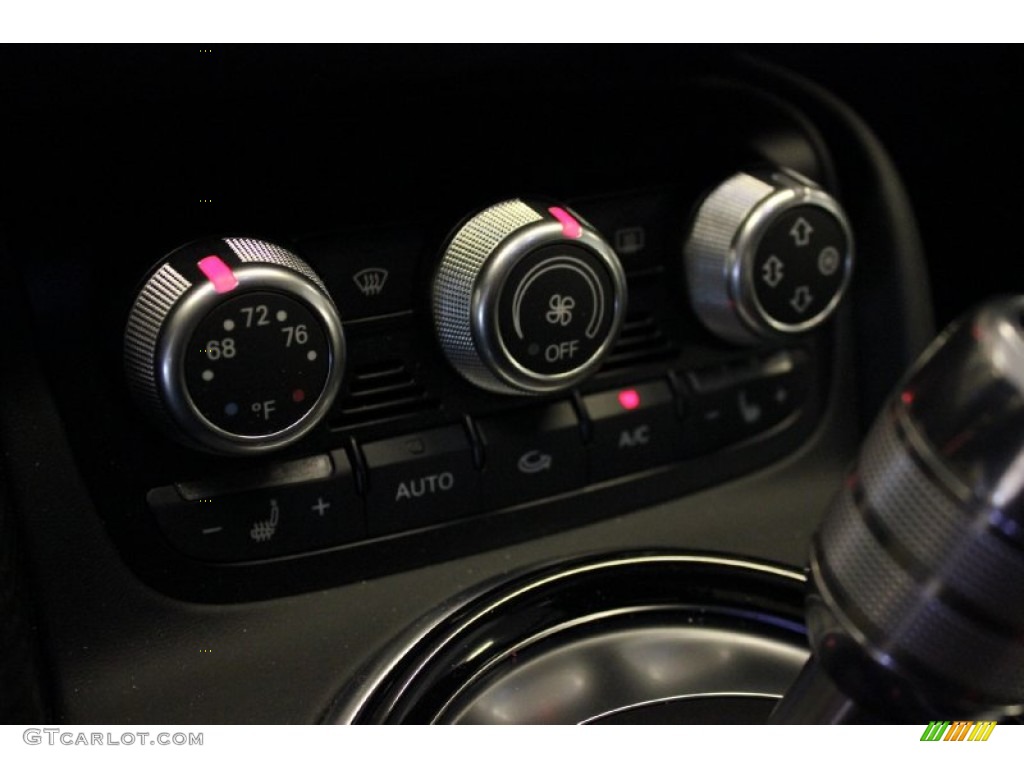 2015 R8 V8 - Daytona Grey Pearl / Black photo #17