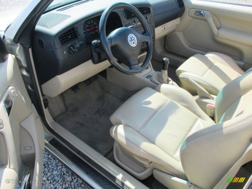 2001 Cabrio GLX - Desert Wind Metallic / Beige photo #5