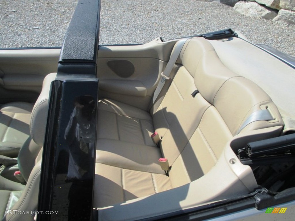 2001 Cabrio GLX - Desert Wind Metallic / Beige photo #16