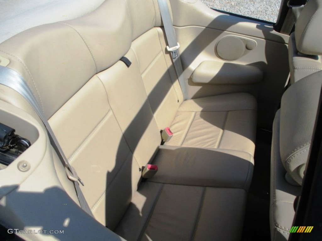 2001 Cabrio GLX - Desert Wind Metallic / Beige photo #20