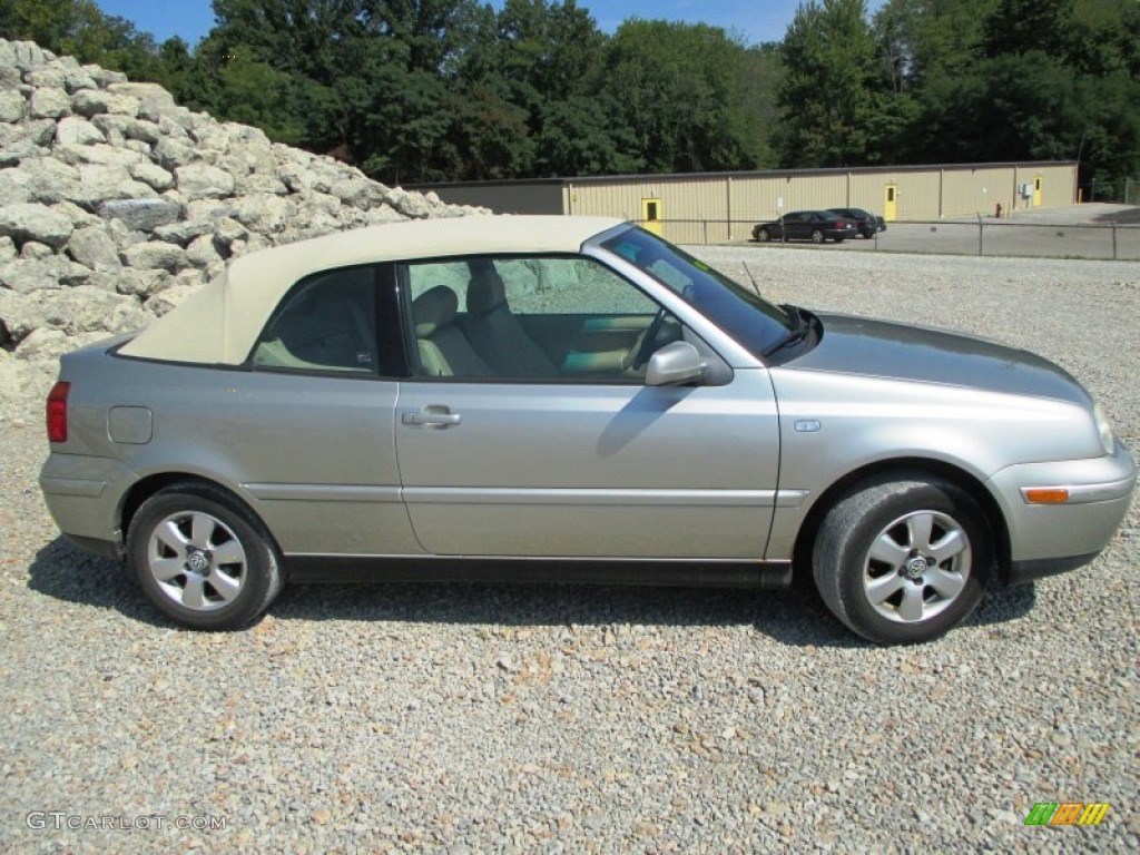 2001 Cabrio GLX - Desert Wind Metallic / Beige photo #23