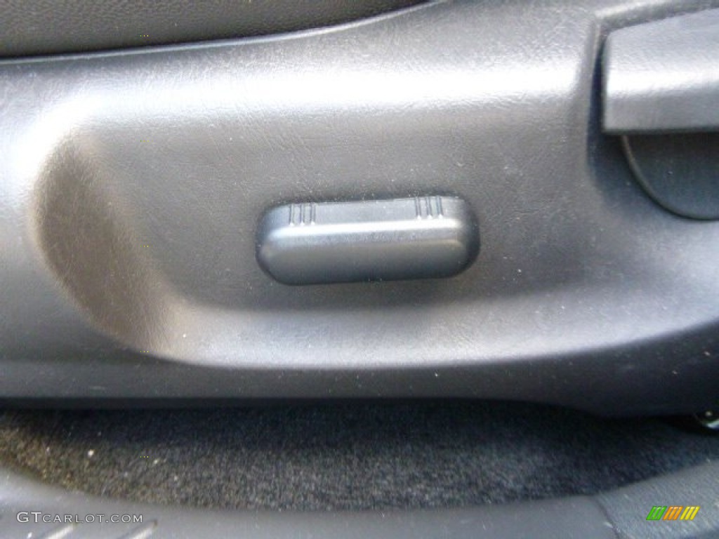 2011 Mariner Premier V6 AWD - Gold Leaf Metallic / Black photo #20