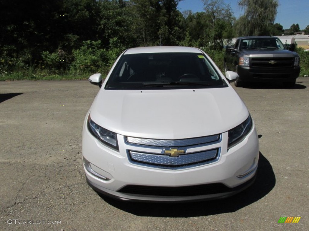 2015 Volt  - Summit White / Jet Black/Dark Accents photo #9