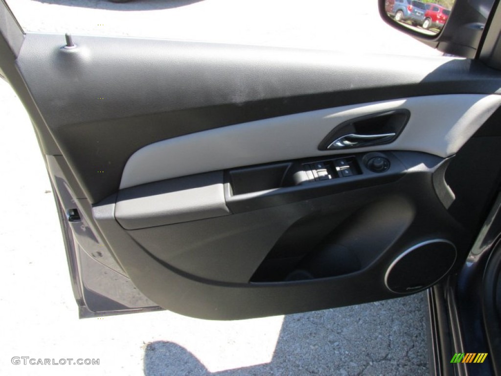 2014 Cruze LT - Atlantis Blue Metallic / Medium Titanium photo #11