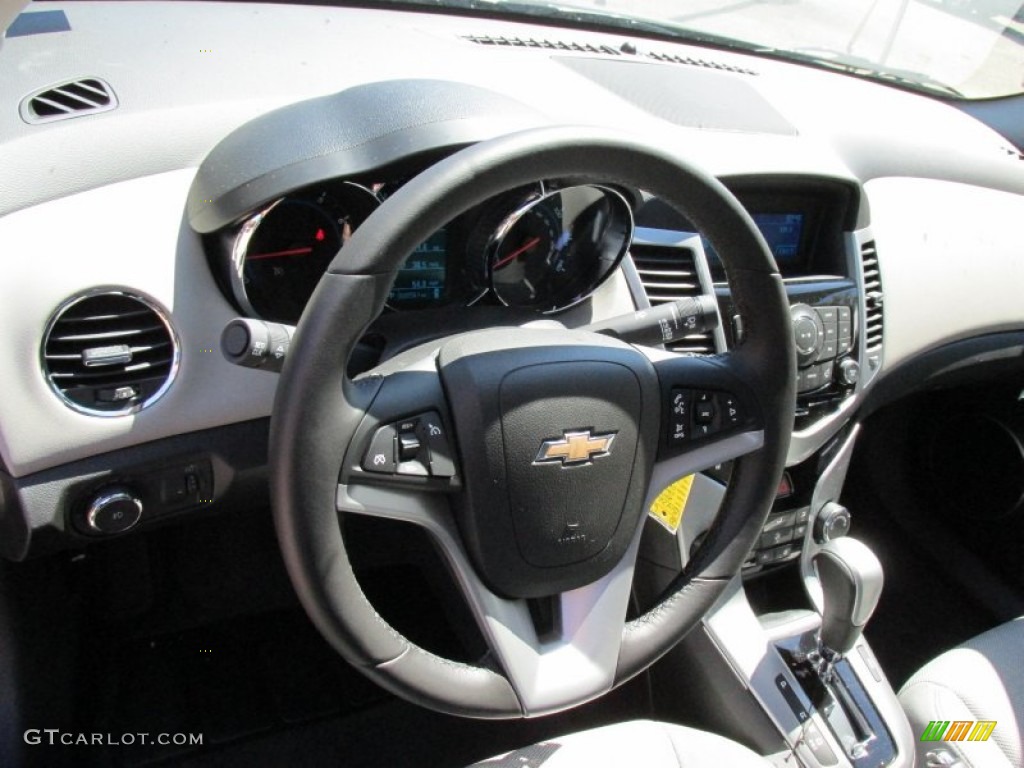 2014 Cruze LT - Atlantis Blue Metallic / Medium Titanium photo #14