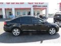 Black - Jetta SE Sedan Photo No. 8