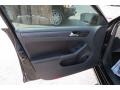 Black - Jetta SE Sedan Photo No. 10