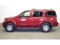 Red Brawn - Pathfinder SE 4x4 Photo No. 3