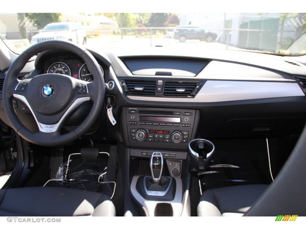 2014 X1 xDrive28i - Mineral Grey Metallic / Black photo #15