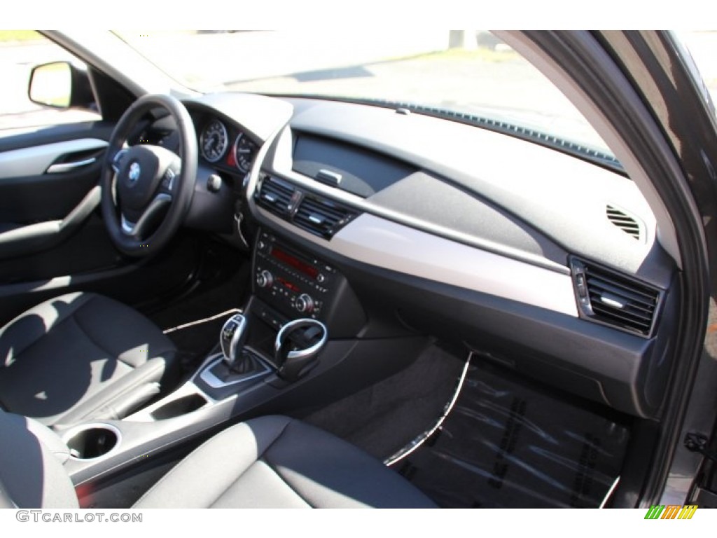 2014 X1 xDrive28i - Mineral Grey Metallic / Black photo #28