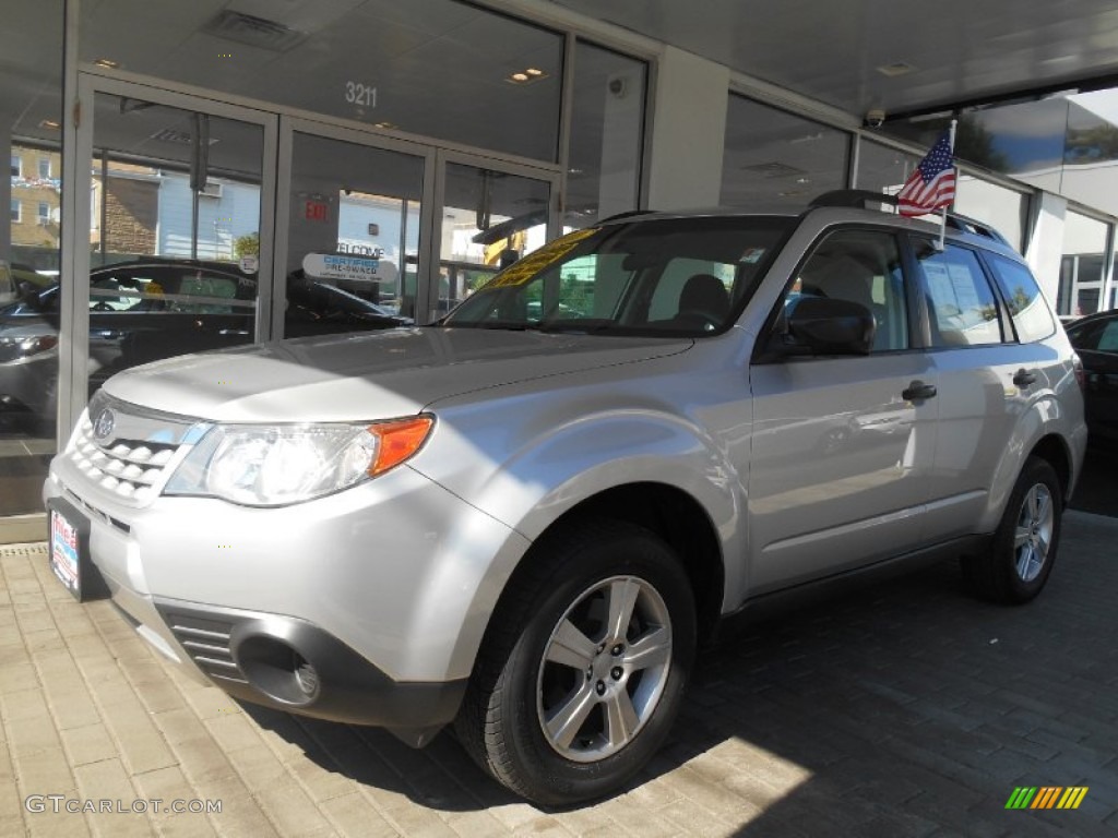 2011 Forester 2.5 X - Spark Silver Metallic / Platinum photo #1