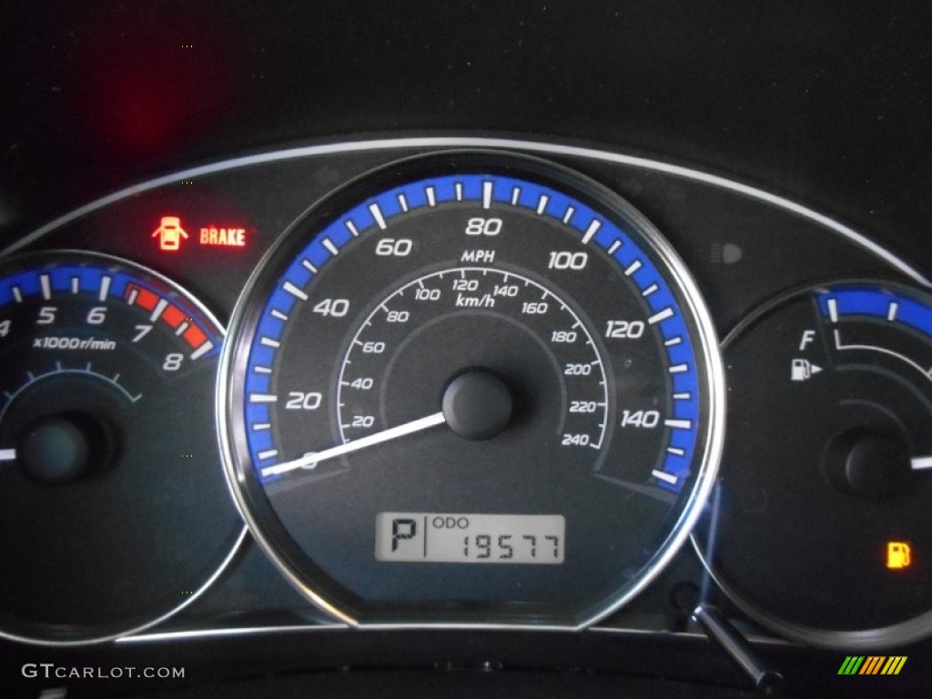 2011 Forester 2.5 X - Spark Silver Metallic / Platinum photo #13