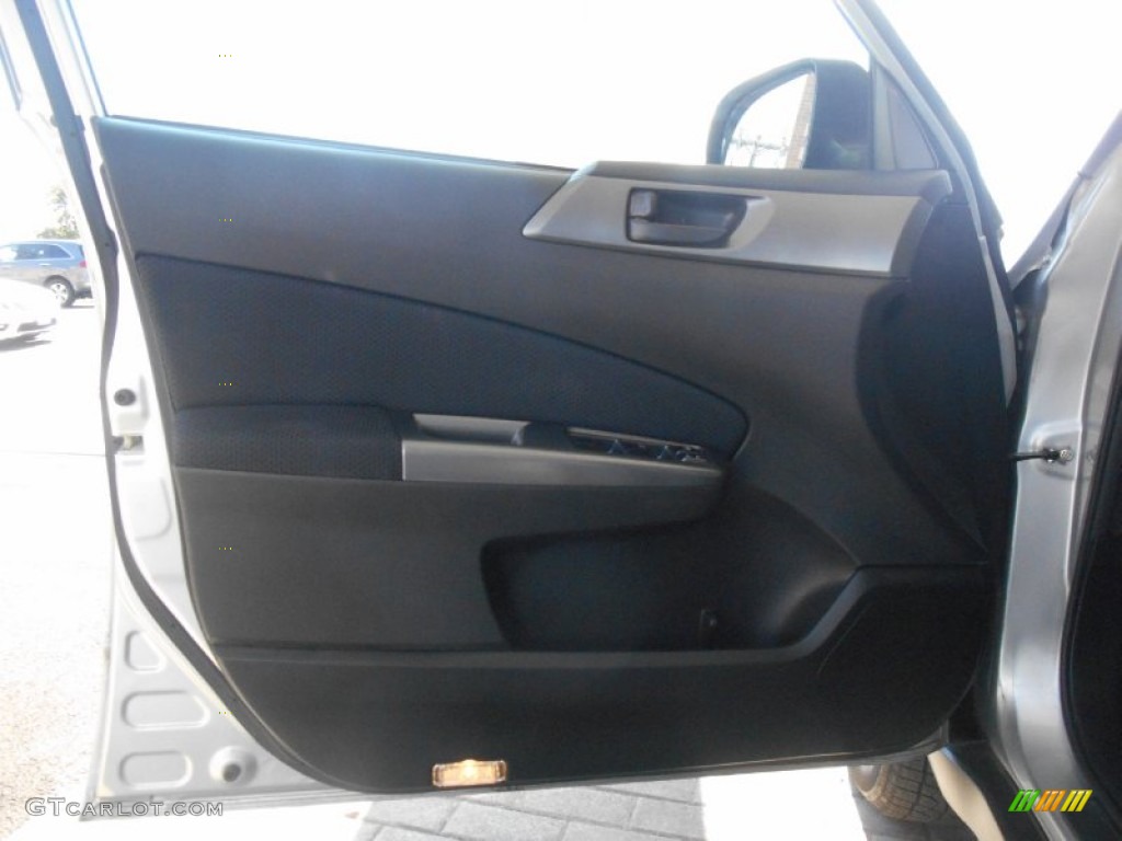 2011 Forester 2.5 X - Spark Silver Metallic / Platinum photo #14