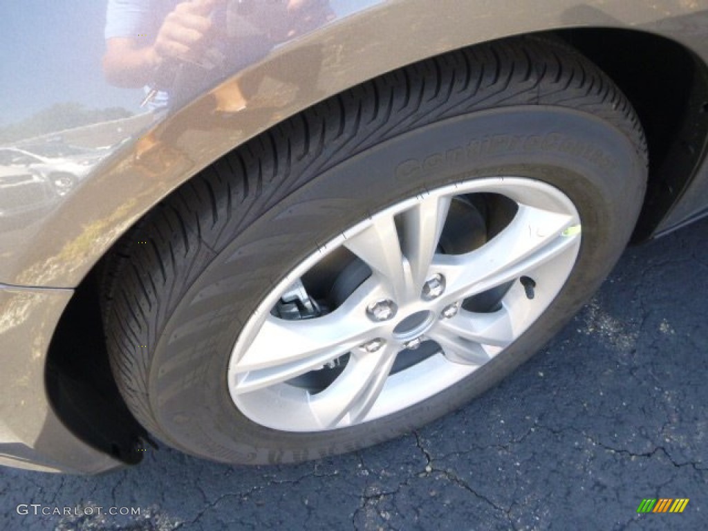 2014 Focus SE Sedan - Sterling Gray / Medium Light Stone photo #7