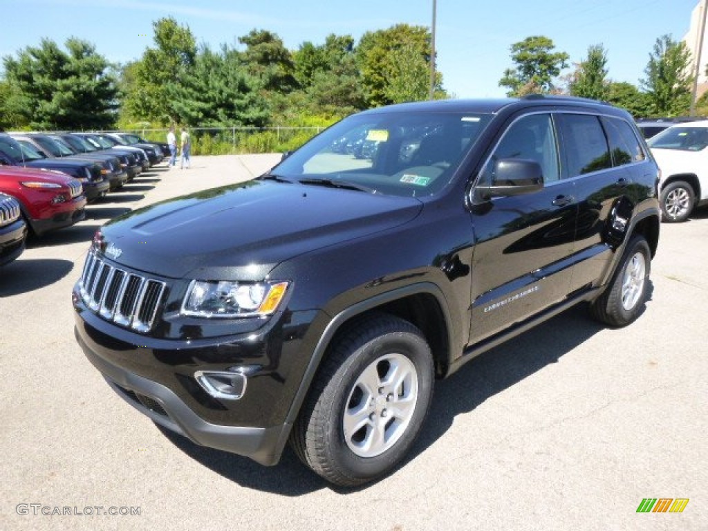 Brilliant Black Crystal Pearl 2015 Jeep Grand Cherokee Laredo 4x4 Exterior Photo #96842852