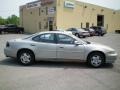 Silvermist Metallic - Grand Prix SE Sedan Photo No. 12