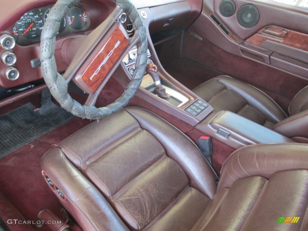 Burgundy Interior 1986 Porsche 928 S Photo #96845471