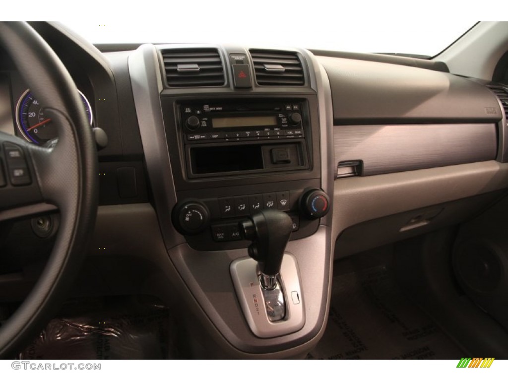 2007 Honda CR-V LX 4WD Controls Photos