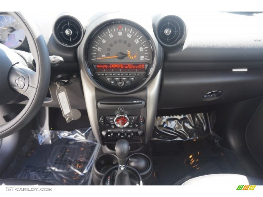 2015 Mini Paceman Cooper Gauges Photos