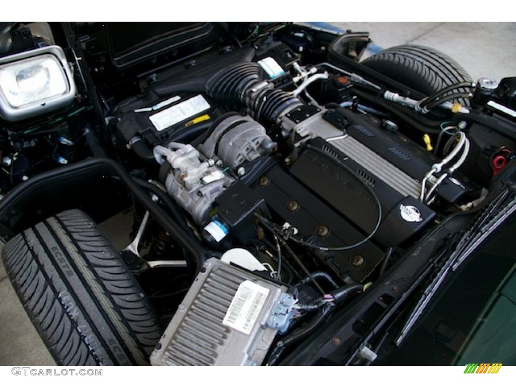 1996 Chevrolet Corvette Convertible 5.7 Liter OHV 16-Valve LT1 V8 Engine Photo #96852785