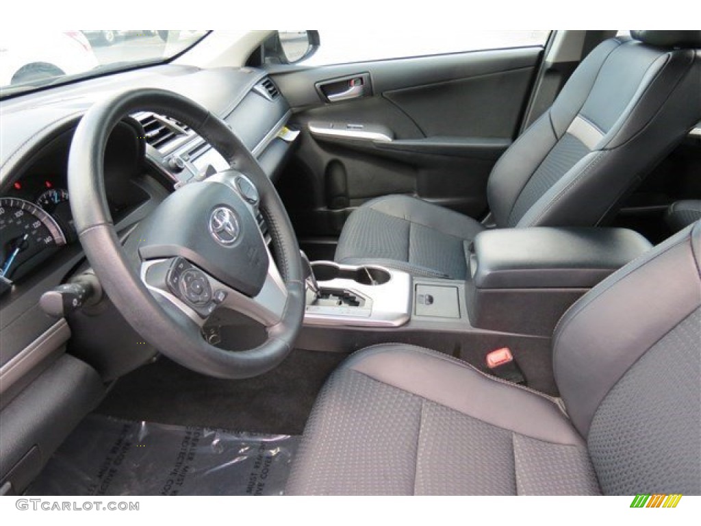 2014 Camry LE - Attitude Black Metallic / Ivory photo #11