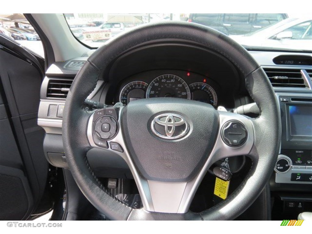 2014 Camry LE - Attitude Black Metallic / Ivory photo #17