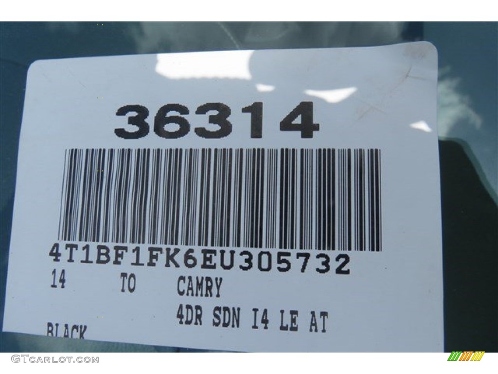 2014 Camry LE - Attitude Black Metallic / Ivory photo #18