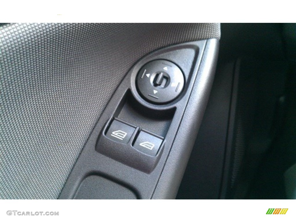2014 Focus S Sedan - Sterling Gray / Charcoal Black photo #16