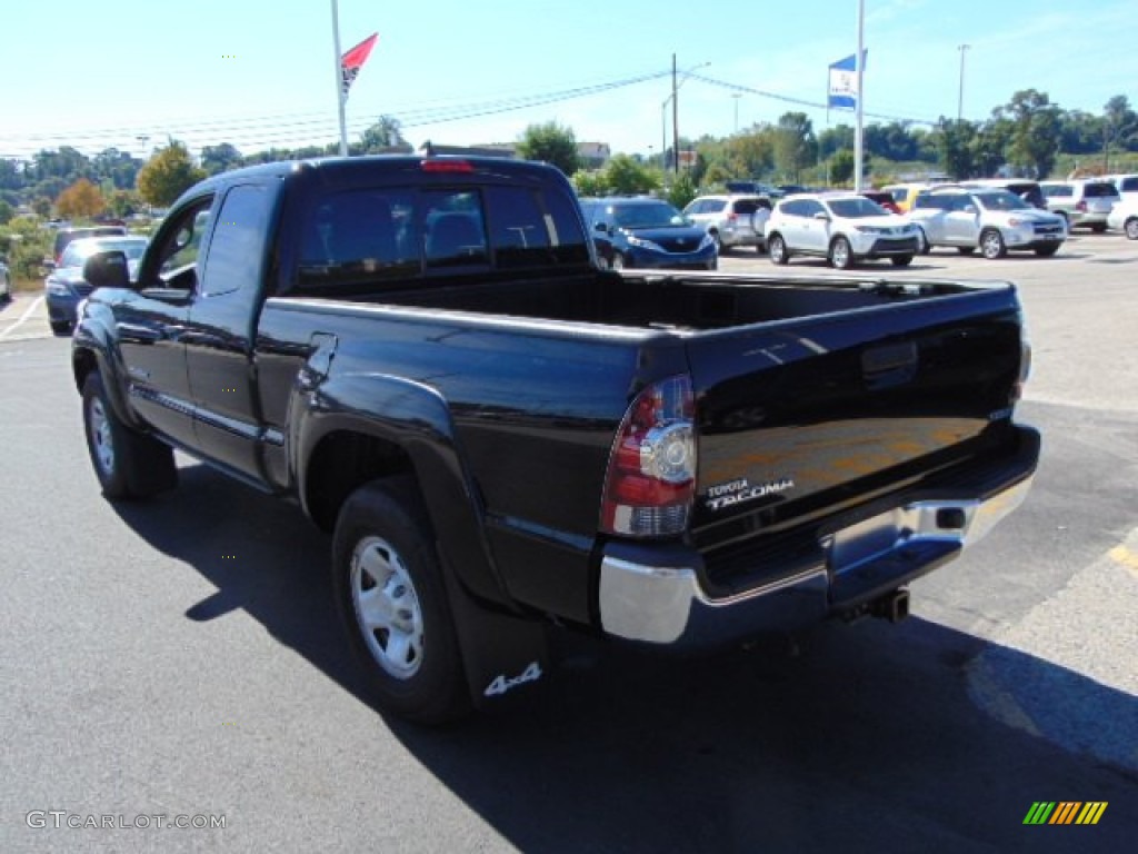 2012 Tacoma SR5 Access Cab 4x4 - Black / Graphite photo #7