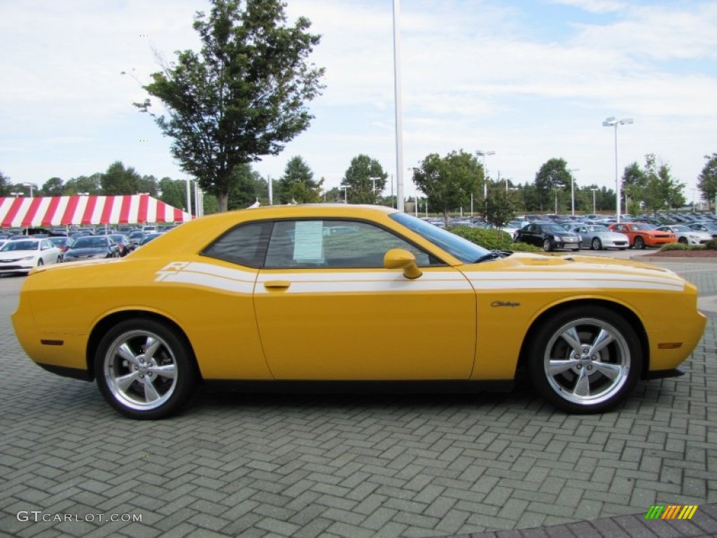 Stinger Yellow 2012 Dodge Challenger R/T Classic Exterior Photo #96872507