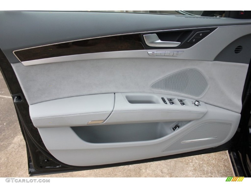 2015 Audi A8 3.0T quattro Titanium Gray Door Panel Photo #96873836