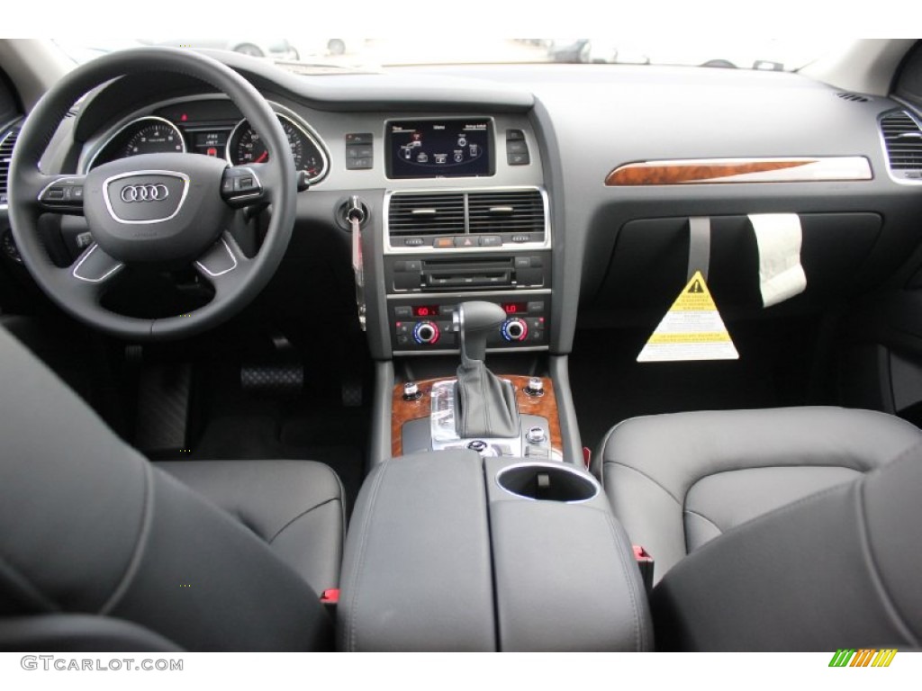 2015 Audi Q7 3.0 Premium quattro Black Dashboard Photo #96875759