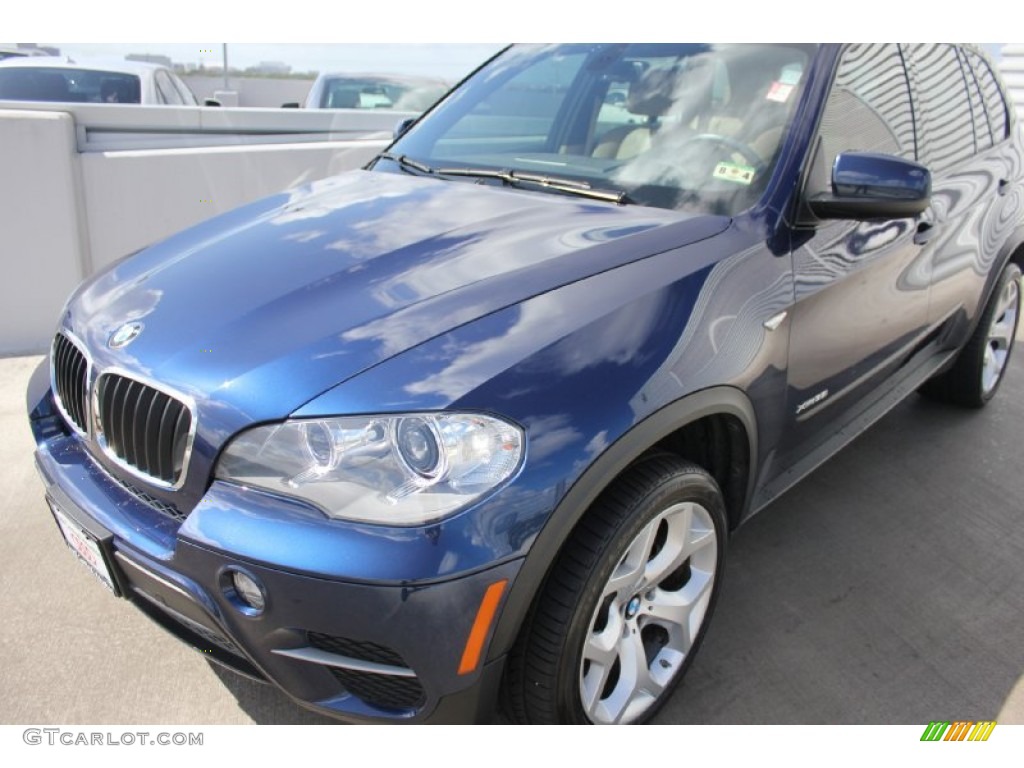 2012 X5 xDrive35i Sport Activity - Deep Sea Blue Metallic / Sand Beige photo #3