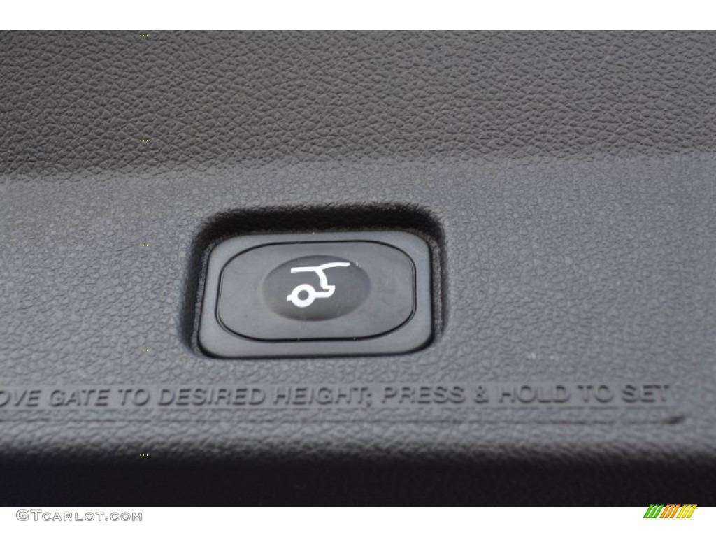 2015 Explorer XLT - Ruby Red / Charcoal Black photo #10